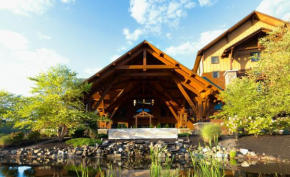 Hope Lake Lodge & Indoor Waterpark